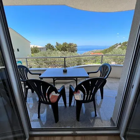 Beslic Guest house 3*