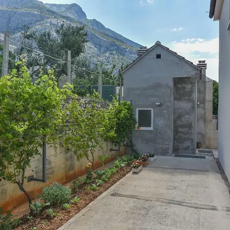 Gasthuis Beslic Veliko Brdo (Makarska)